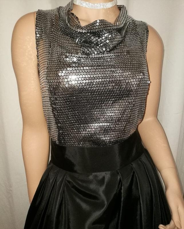 Elsa Sequin Top