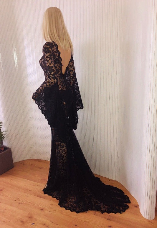 Black lace dress. Black gothic dress, black weeding gown, Morticia Dress