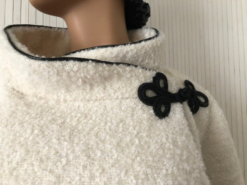 Helene cream boucle coat