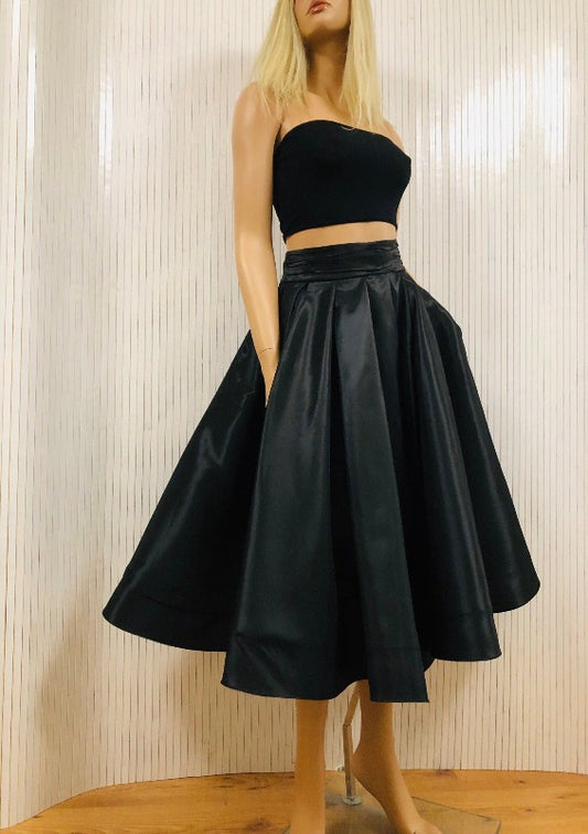 Any taffeta skirt