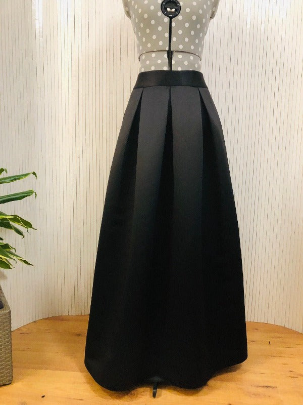 Duchess skirt floor-length, Box Pleat Skirt