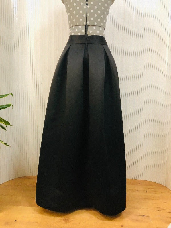 Duchess skirt floor-length, Box Pleat Skirt