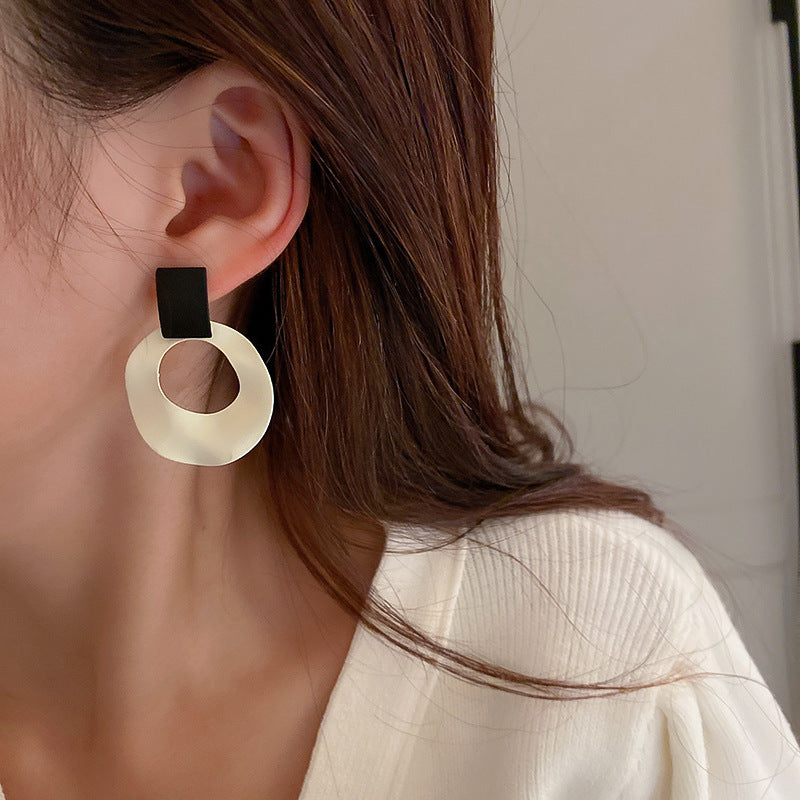 Asymmetric Round Earrings, Black and ivory Earrings