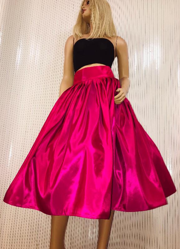 Tea length taffeta skirt